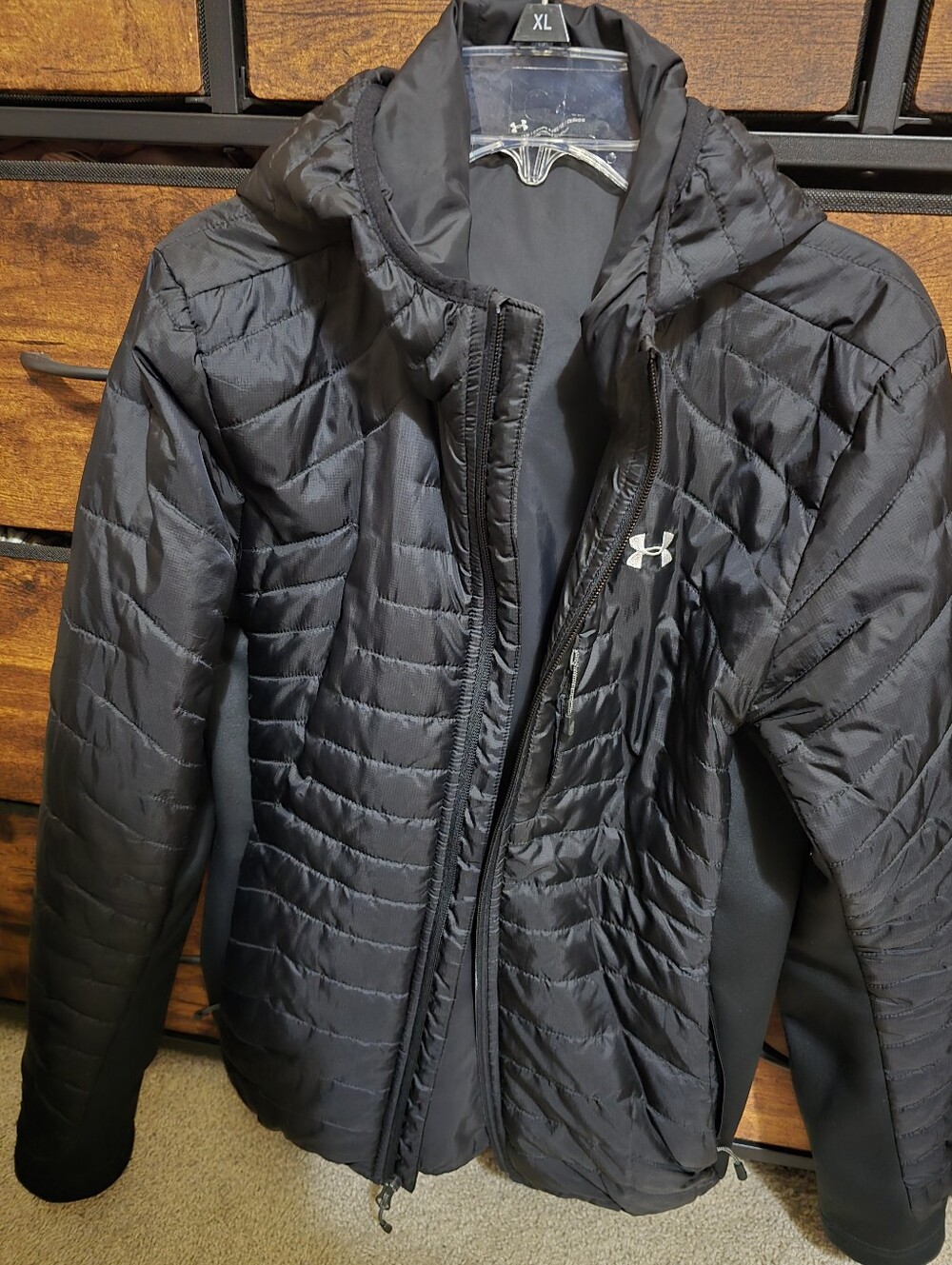 Under Armour Women's Black Quilted Hooded Puffer Jacket